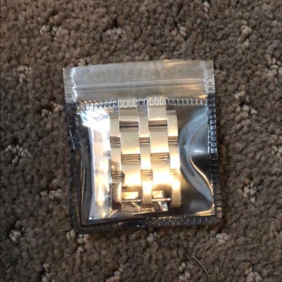 Nixon Monopoly Watch (Silver) - Picture 4 of 4